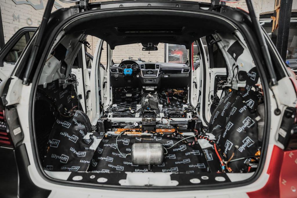 шумоизоляция салона автомобиля